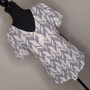 Fifty Street sz PL geometric design  tunic  top NWT